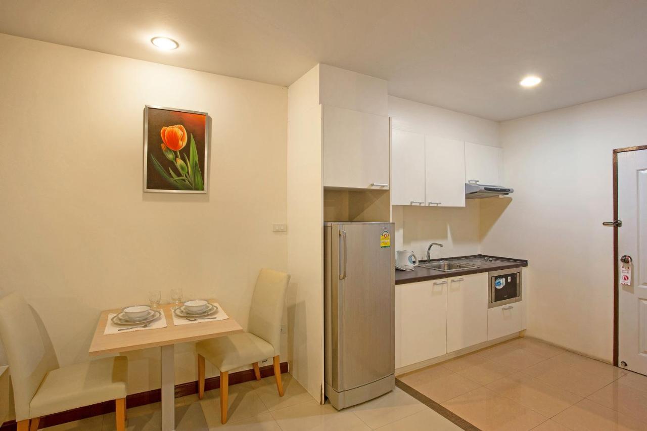 C-House & Residence Hotel Amata City Pluakdeng Kültér fotó
